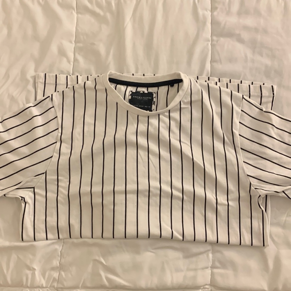 Denim & Flower Ricky Singh Men’s size M White w/ vertical black stripe T-shirt